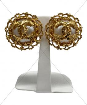 CHANEL（シャネル）ココマークイヤリング