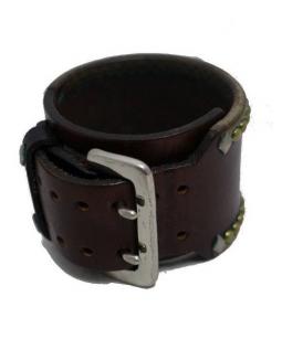 WOLFS HEAD(ウルフズヘッド)レザースタッズブレスレット 参考定価