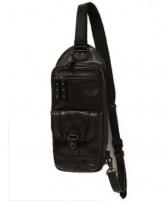 UNISON DEPT レザーショルダーバッグ UNISONDEPT】人気の2wayデザイン ショルダー→ボディバッグ