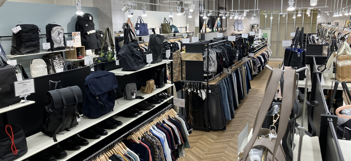 メンズ・レディース問わず、掘り出し物がたくさん。お買い得商品も多数