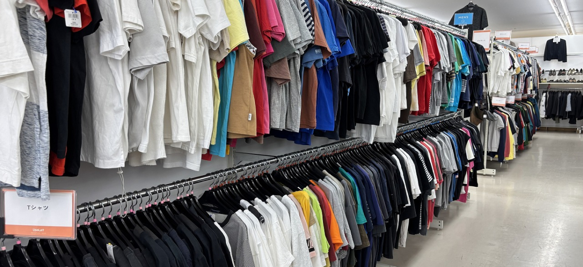 約1万点以上の店内商品で、お客様をお出迎えします。