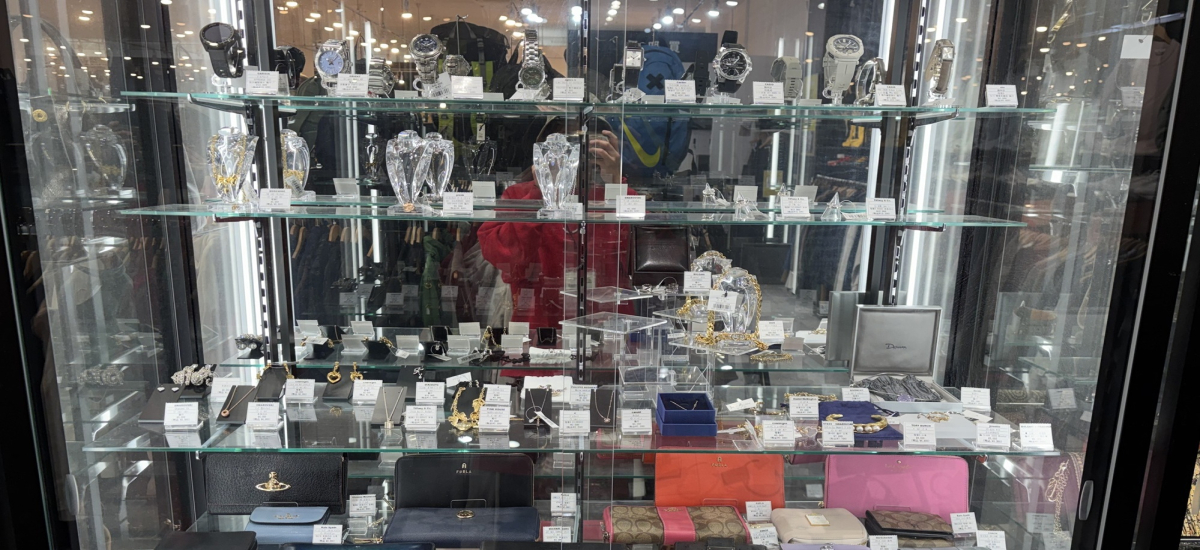 スーパーブランドアイテム高価買取いたします。