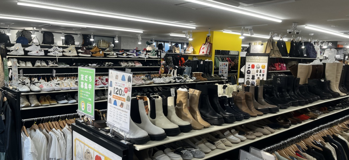 トレファクスタイル十条店 内観写真