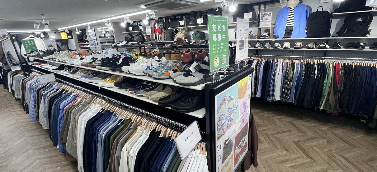 ベーシックアイテムからトレンドアイテムまで幅広いラインナップ