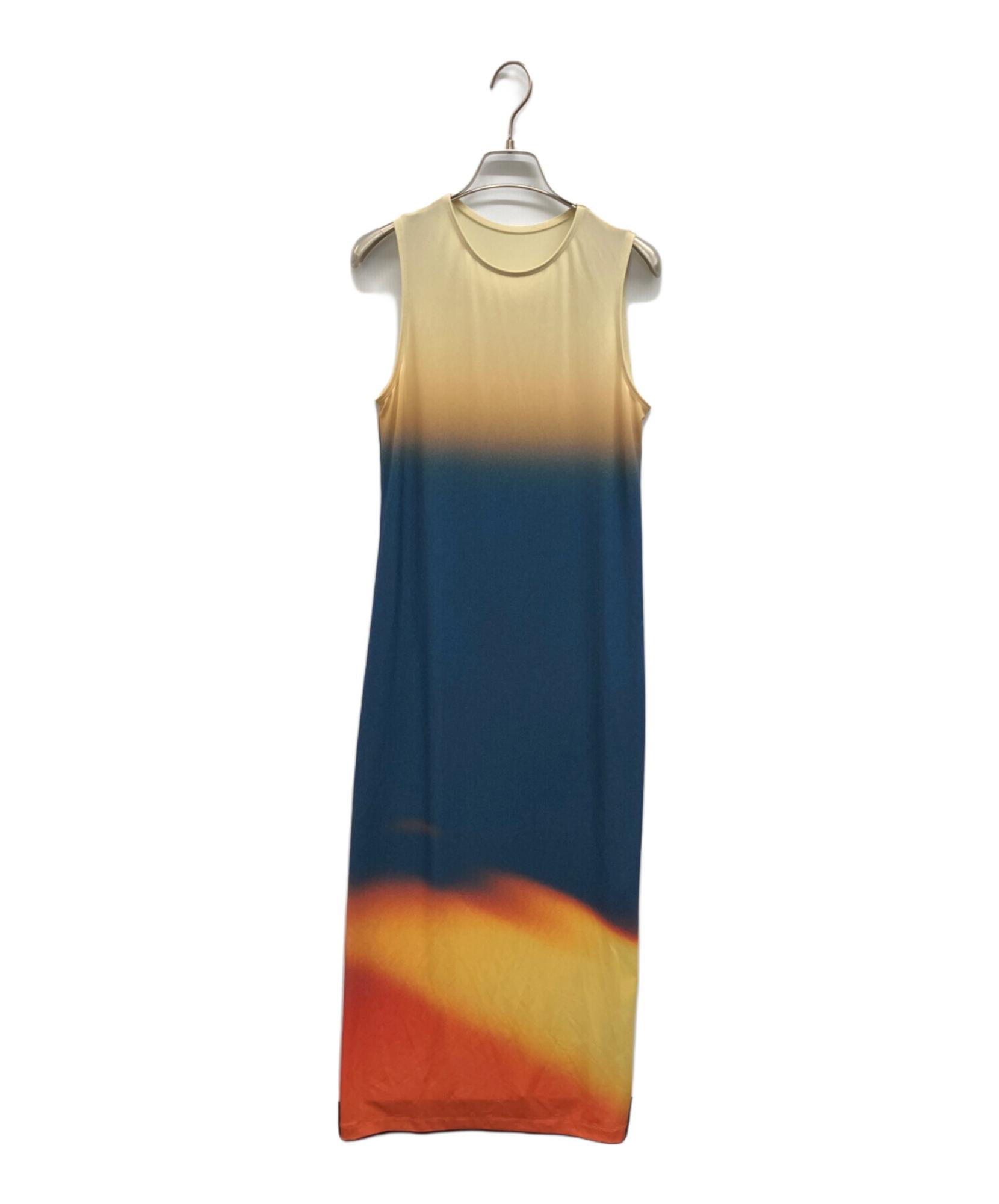 ISSEY MIYAKE イッセイミヤケ　LIGHT LEAK ライトリーク ISSEY MIYAKE / イッセイミヤケ】LIGHT LEAK ノースリーブワンピース