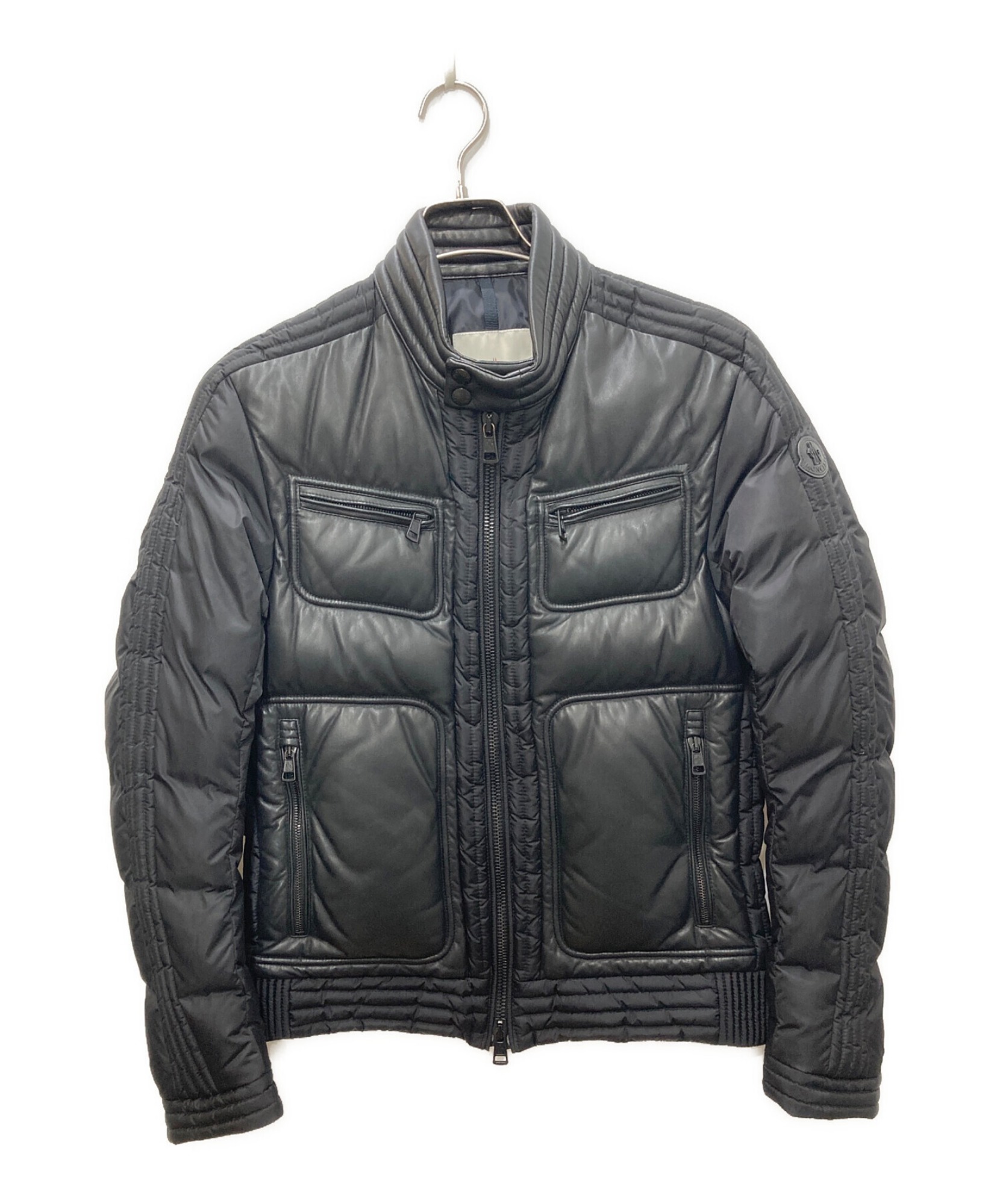MONCLER】