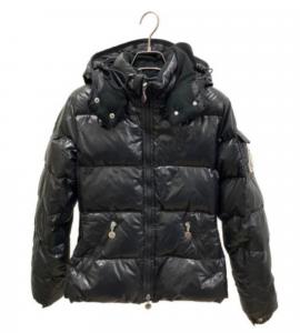 「ラグジュアリーブランドのMONCLER 」