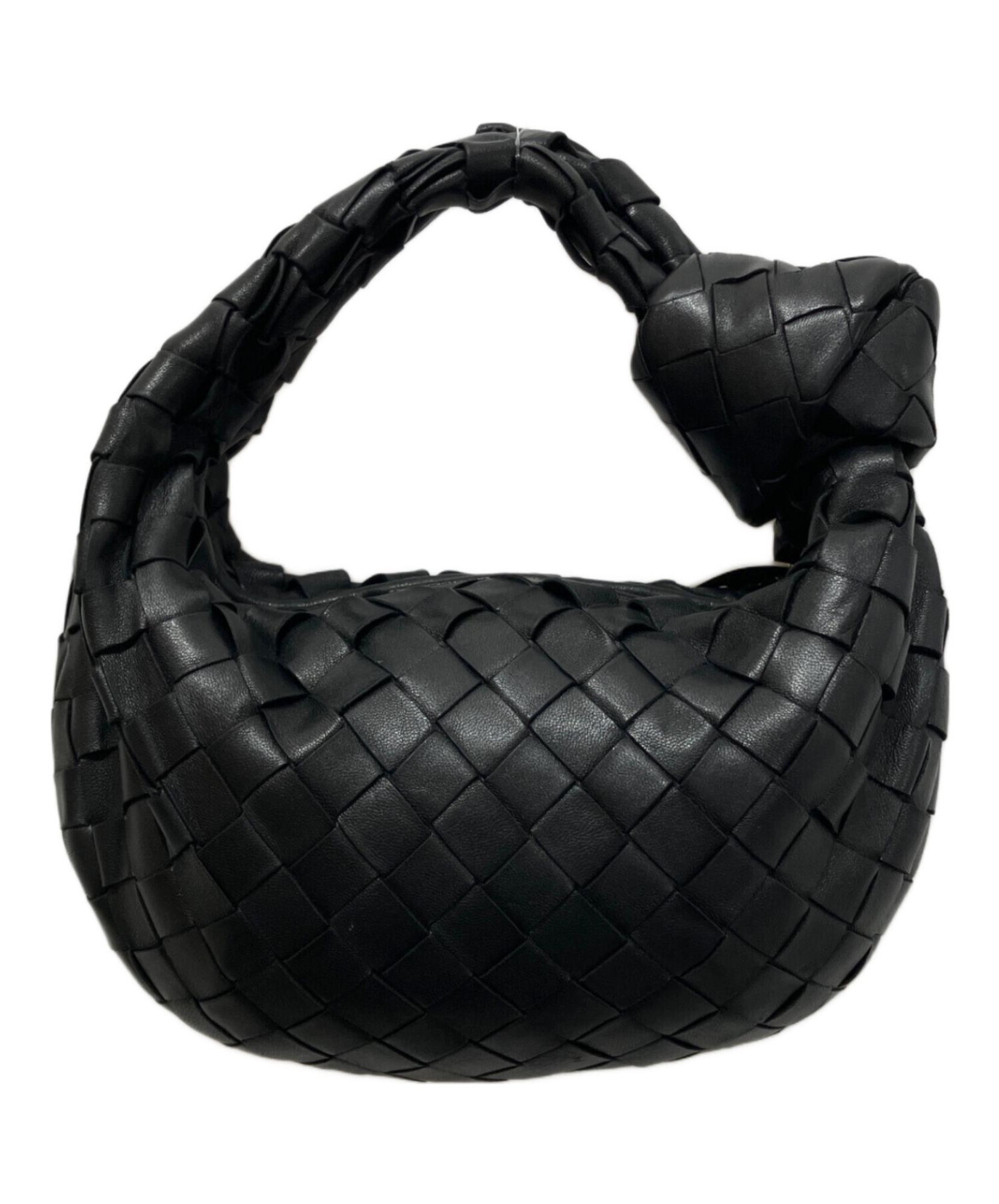 BOTTEGA VENETA ボッテガ ヴェネタ ミニジョディ ブラック Jodie in Black | Bottega Veneta US