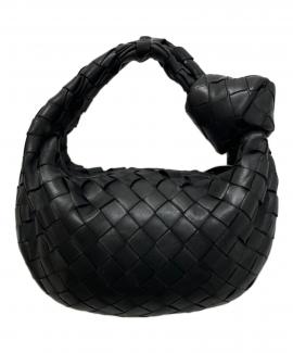 「ラグジュアリーブランドのBOTTEGA VENETA 」