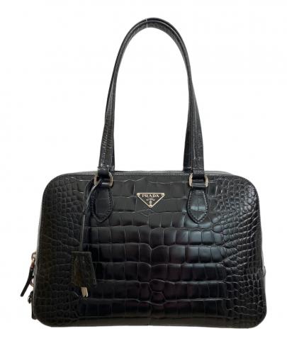 「ラグジュアリーブランドのPRADA 」