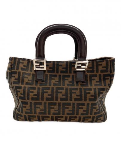 「ラグジュアリーブランドのFENDI 」