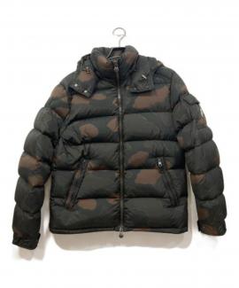 「ラグジュアリーブランドのMONCLER 」