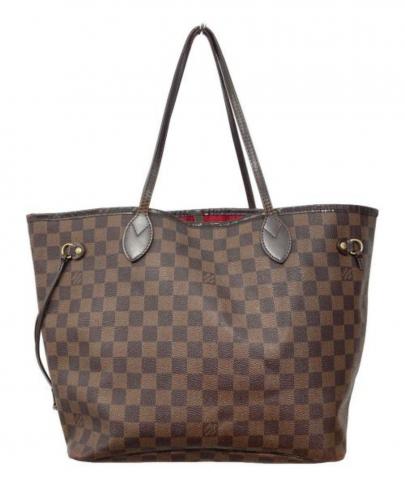 「ラグジュアリーブランドのLOUIS VUITTON 」