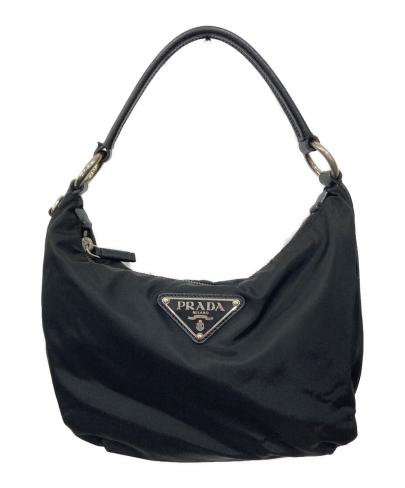 「ラグジュアリーブランドのPRADA 」