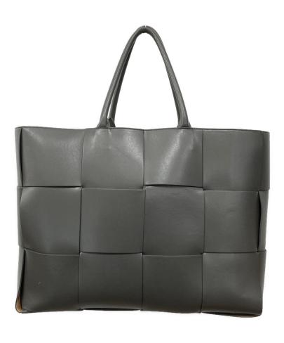 「ラグジュアリーブランドのBOTTEGA VENETA 」