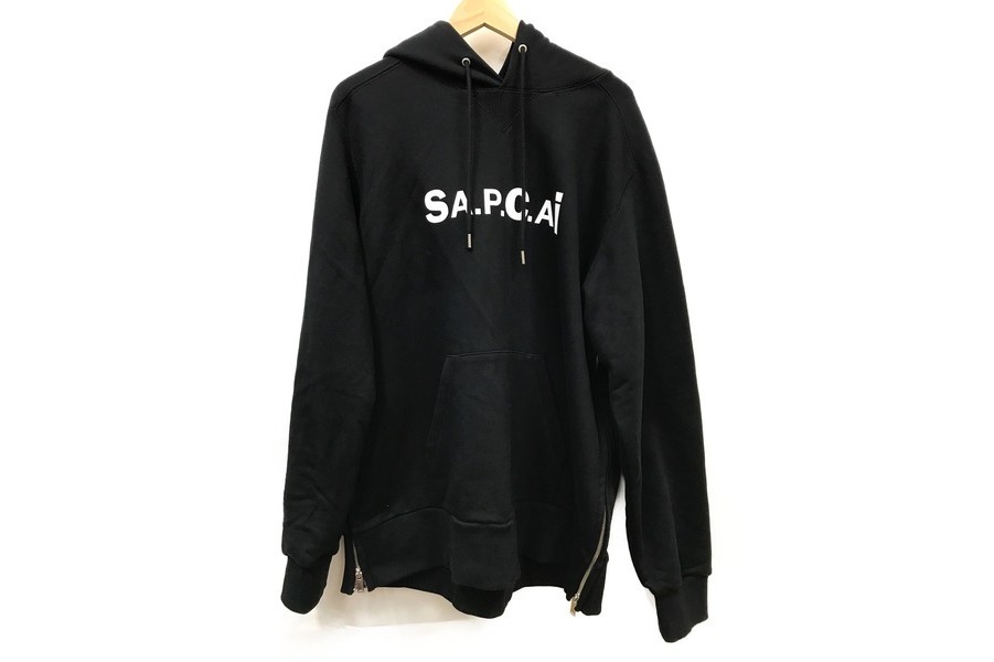 sacai×A.P.C/サカイ×アーペーセー】よりコラボフーディーが買取入荷
