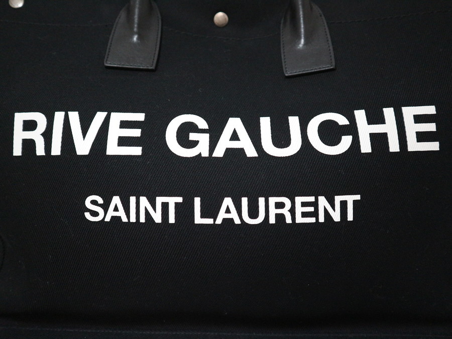 「ラグジュアリーブランドのSaint Laurent Paris 」