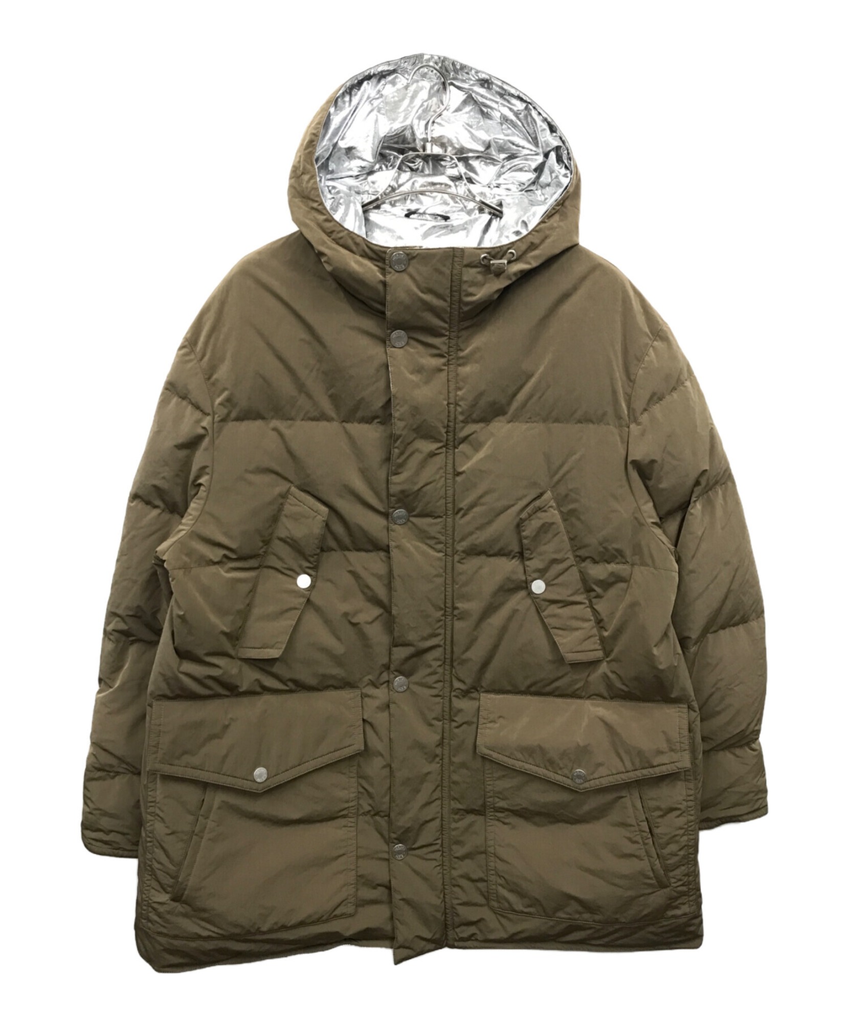 新品未使用 HERMES ダウンジャケット HERMES(エルメス)セリエボタンダウンジャケットの魅力[2025.10