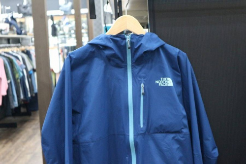 スポーツブランドの古着屋