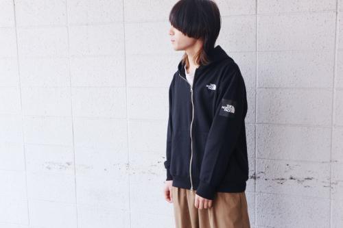 スクエアロゴジップパーカーの古着買取