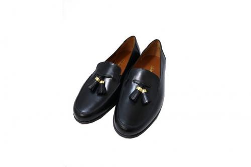 サルヴァトーレ フェラガモのタッセルローファー