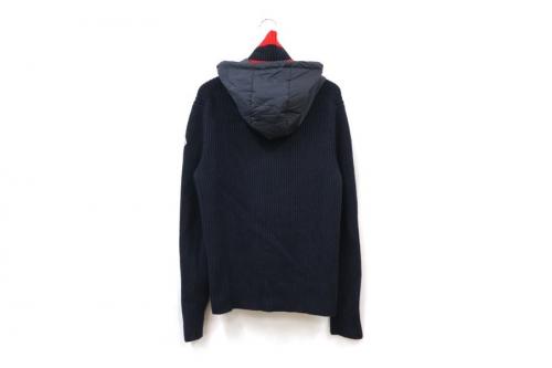 モンクレールのウールパーカー