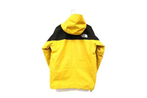ザノースフェイススのマウンテンライトジャケット