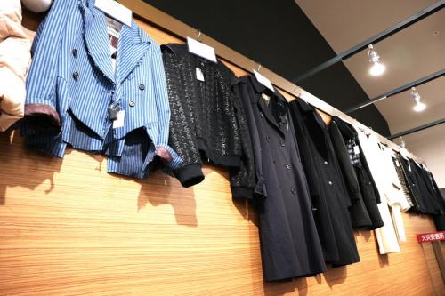 ダウンコートのレディース