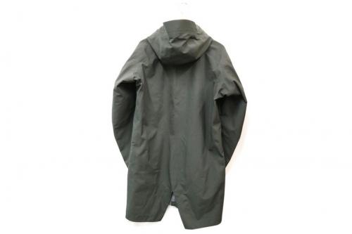 アークテリクスのモニターコート