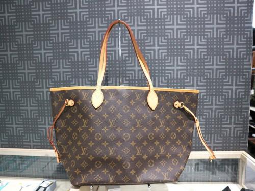 LOUIS VUITTON 　のルイ ヴィトン　