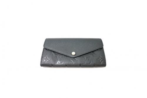 LOUIS VUITTONの財布
