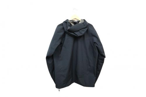 アークテリクスのマウンテンパーカー