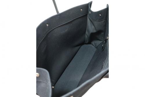 トートバッグのユニセックス