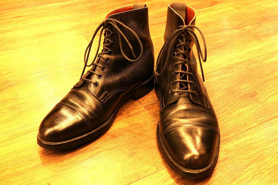 CROCKETT&JONES(クロケットジョーンズ)】素材、製法を拘り抜いた大人の