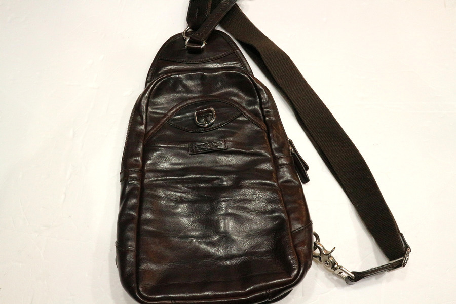 ダニエル&ボブbyエディフィス Daniel＆Bob×EDIFICE/ダニエルボブ×エディフィス】ボディバッグ 入荷