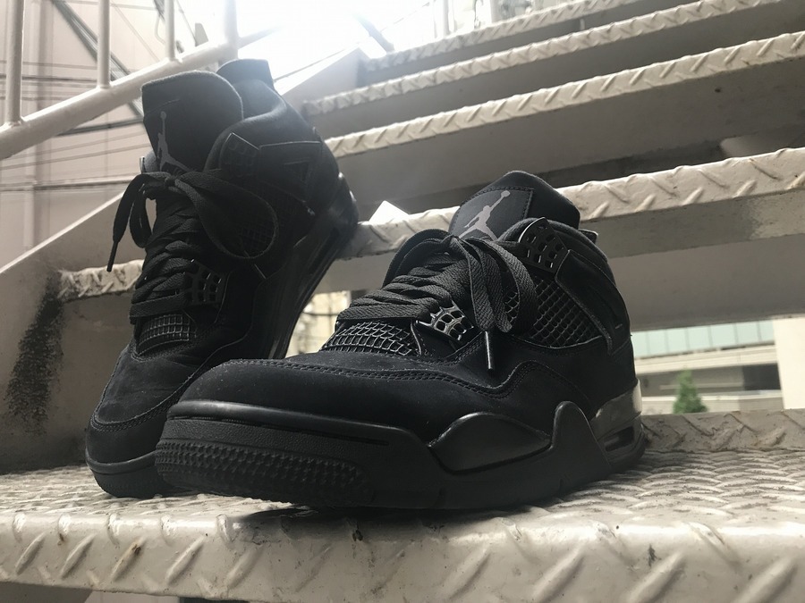 NIKE AIR JORDAN 4 RETRO BLACK CAT ジョーダン4