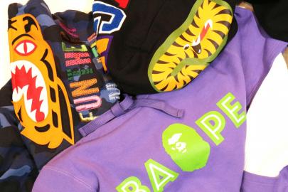 「ストリートブランドのA BATHING APE 」