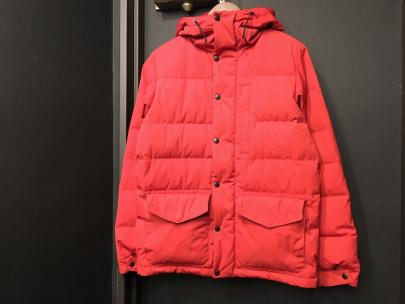 「アウトドアブランドのTHE NORTH FACE 」