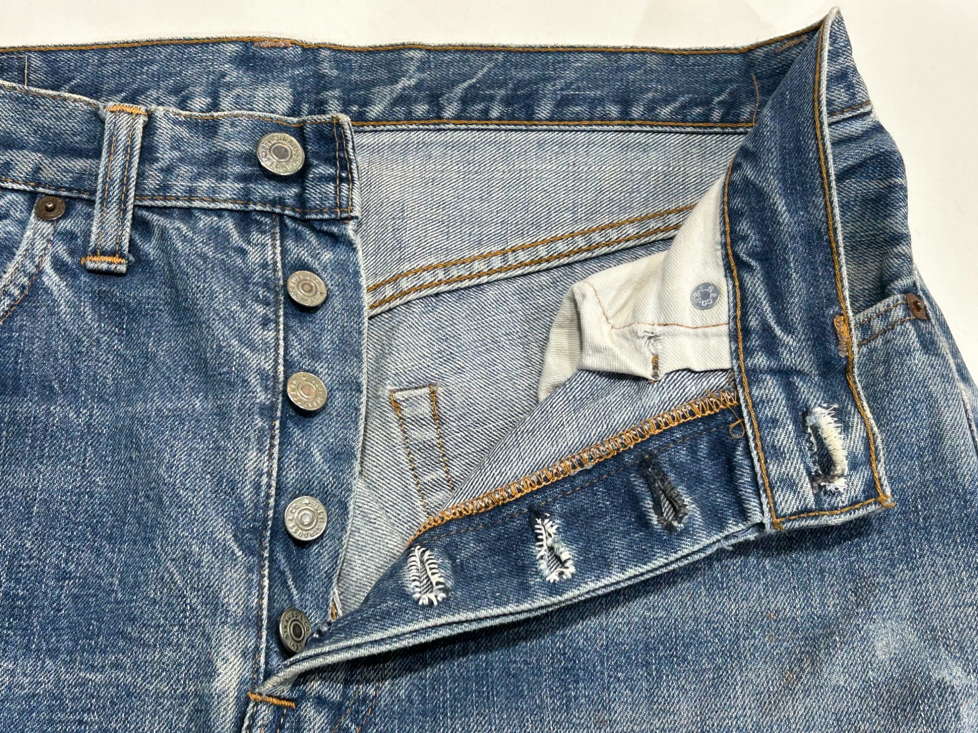 LEVI'S/リーバイス】より66前期501デニムパンツが買取入荷致し LEVI'S/リーバイス】より66前期501デニムパンツが買取入荷致し