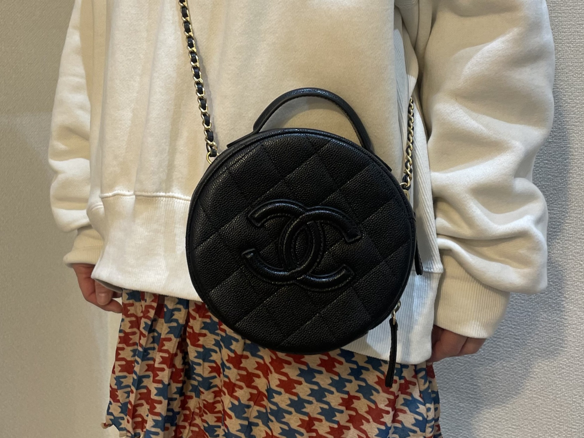 CHANEL/シャネル】よりココマークスモールヴァ二ティケースが