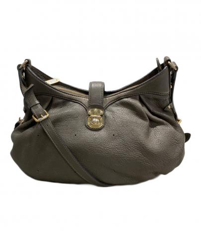 「ラグジュアリーブランドのLOUIS VUITTON 」