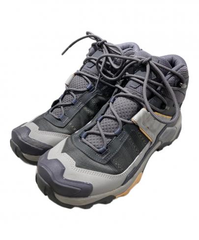 「アウトドアブランドのSALOMON 」