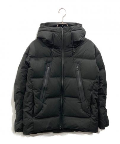 「アウトドアブランドのDESCENTE ALLTERRAIN 」