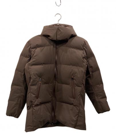 「アウトドアブランドのDESCENTE ALLTERRAIN 」