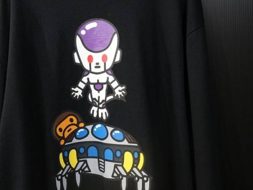 ステューシーのアディダス