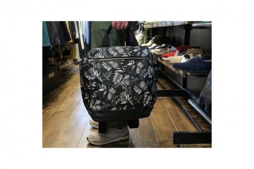 フレドリックパッカーズのシュプリーム