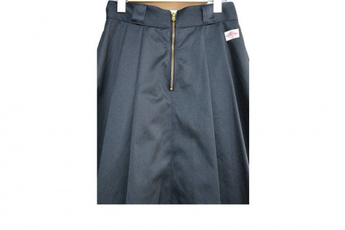 ナイキのアディダス