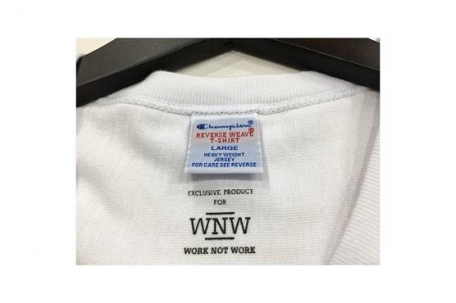 無地TシャツのポケットTシャツ