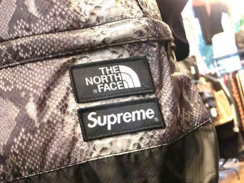 コラボ・別注アイテムのストリートブランド