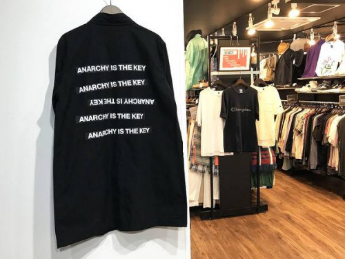 シュプリームのアンダーカバー